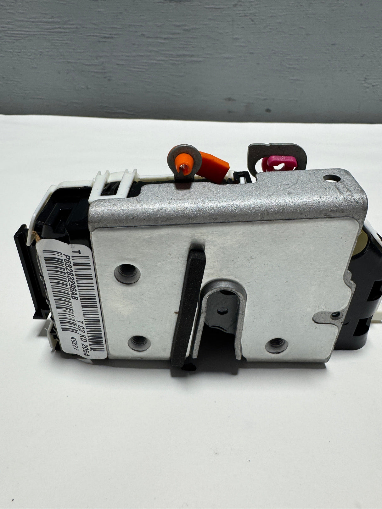 68283296AB 2018-2025 Jeep Wrangler JL Rear Manual Swing Gate Latch OEM