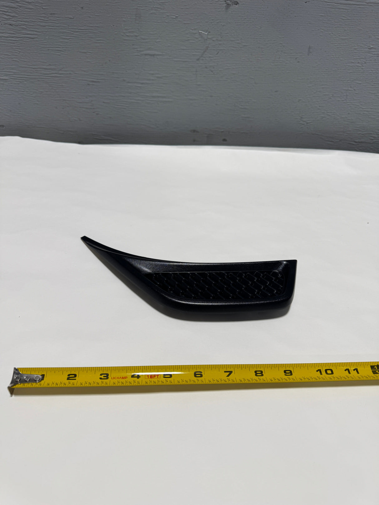 68297664AE 2018-2025 Wrangler JL or Gladiator Passenger Side Front Fender Air Outlet OEM