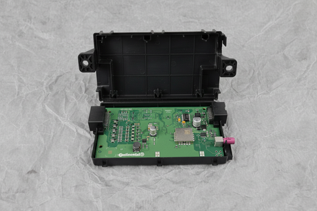 2018 Chrysler 300 Dodge Challenger Charger Keyless Control Module OEM