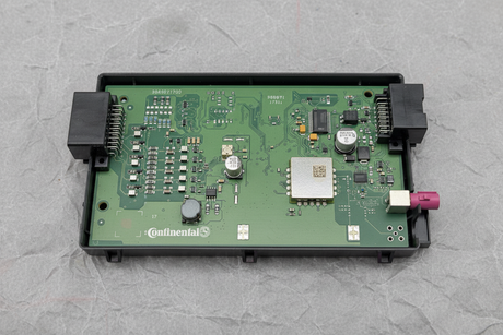 2018 Chrysler 300 Dodge Challenger Charger Keyless Control Module OEM