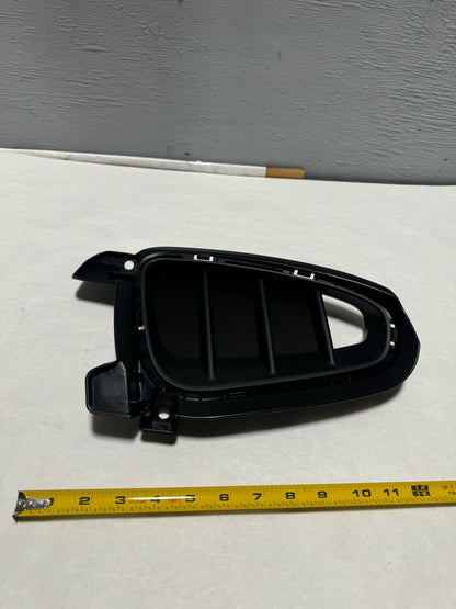 86525-C6500 2019-2020 Kia Sorento Front Driver Side Fog Light Trim Bezel Cover