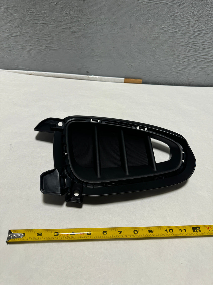2019-2020 Kia Sorento Front Driver Side Fog Light Trim Bezel Cover