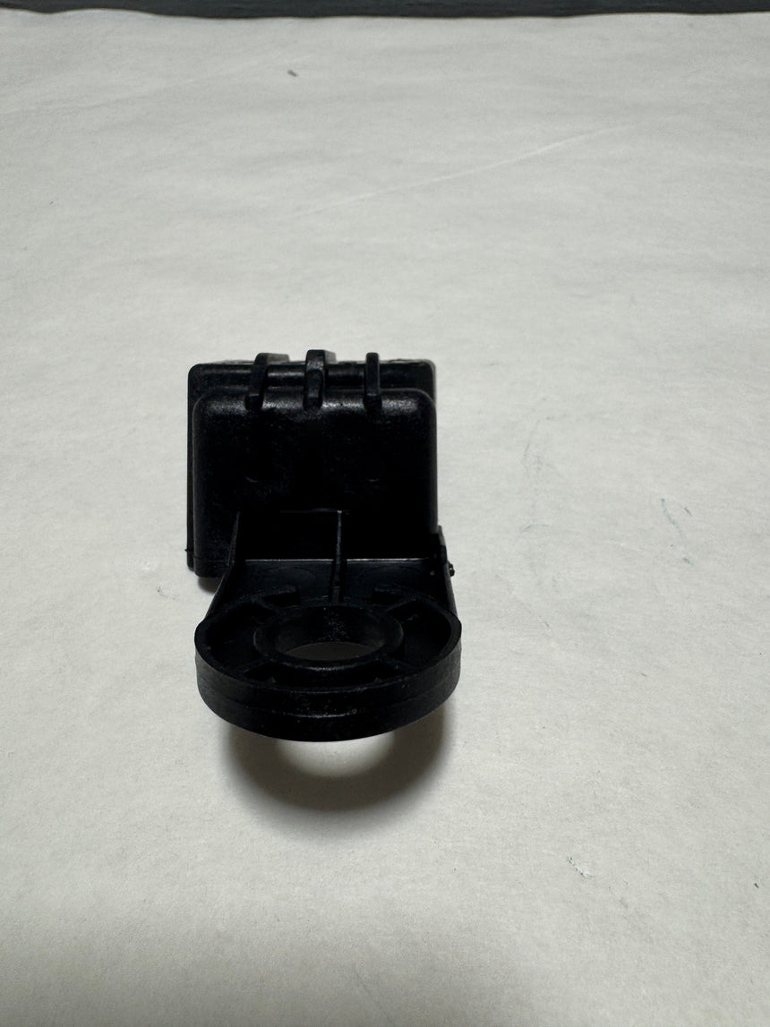 2019-2020 Kia Sorento Passenger Side Headlight Rear Bracket Not For LED Headlights