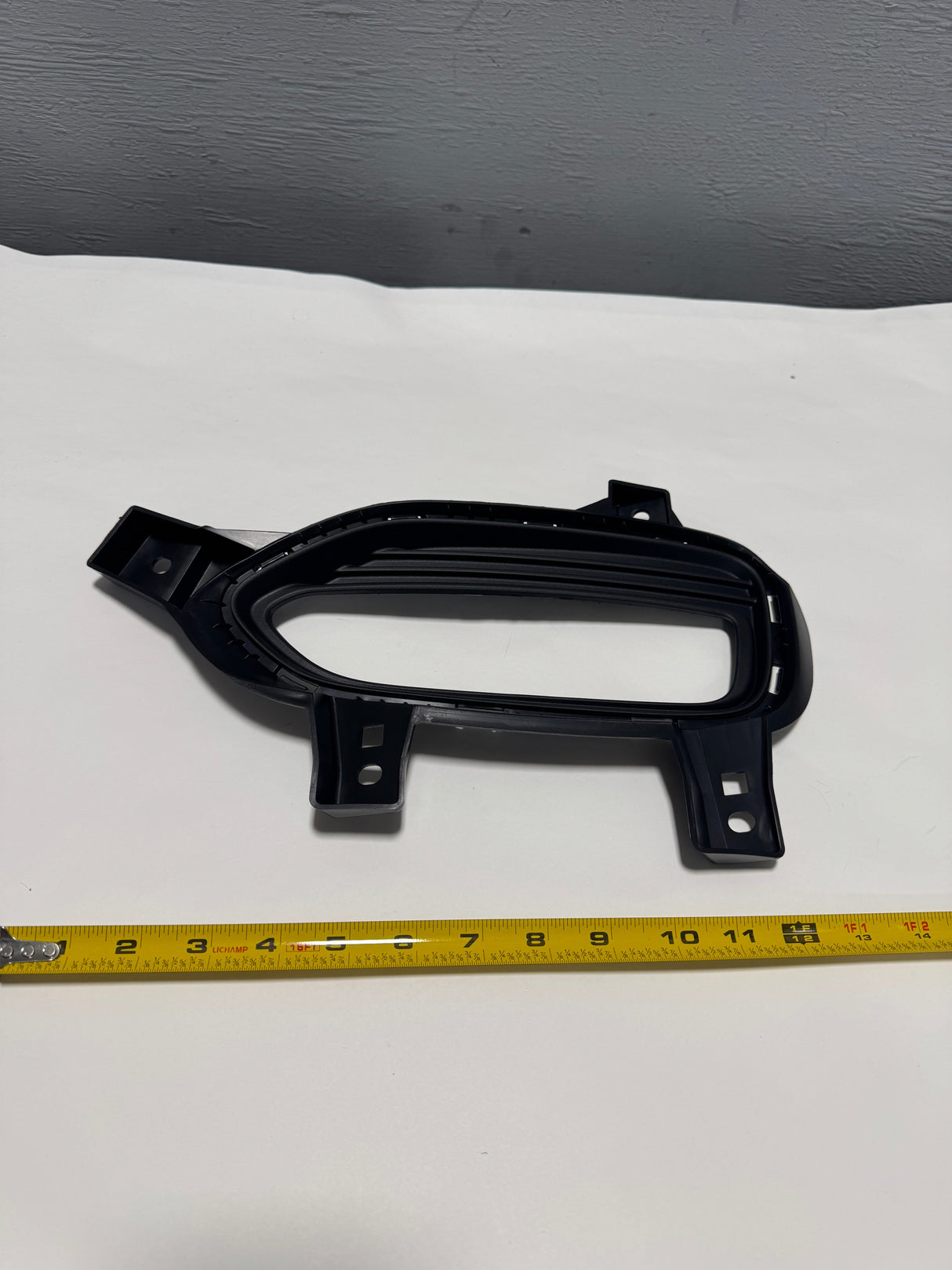 86651-C6500 2019-2020 Kia Sorento Rear Bumper Driver Side Hole Cover Trim  Genuine OEM