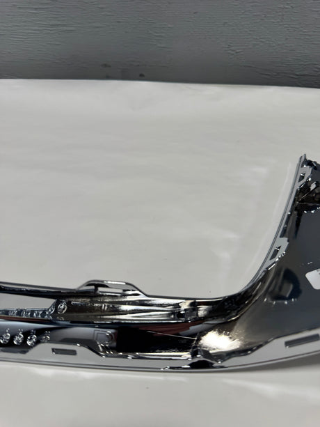 71104-TJB-A00 2019-2021 Acura RDX Front Passenger Side Chrome Trim Bezel Not For A-Spec