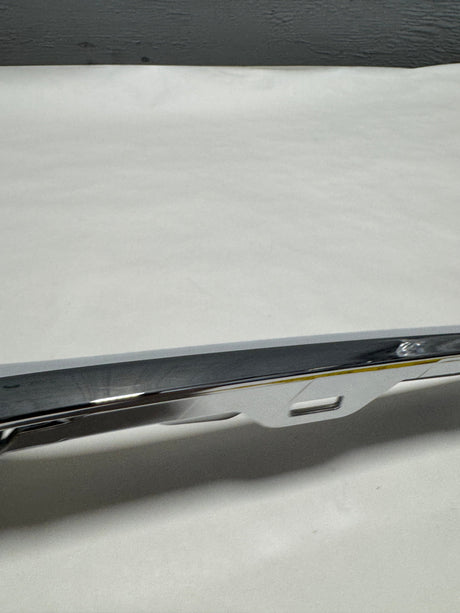 71104-TJB-A00 2019-2021 Acura RDX Front Passenger Side Chrome Trim Bezel Not For A-Spec