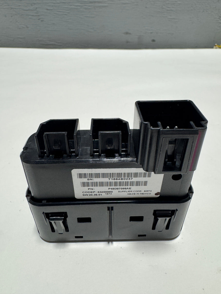 2019-2021 Dodge Ram 1500 DT Media Hub USB Port OEM Genuine New