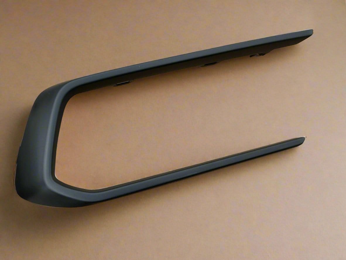 71103-TGS-A00 2019-2021 Honda Passport Front Bumper Passenger Side Trim Molding Garnish OEM