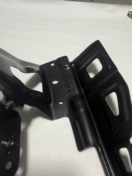 60212-TG7-A00ZZ 2019-2021 Honda Passport Passenger Side Front Fender Support Bracket OEM