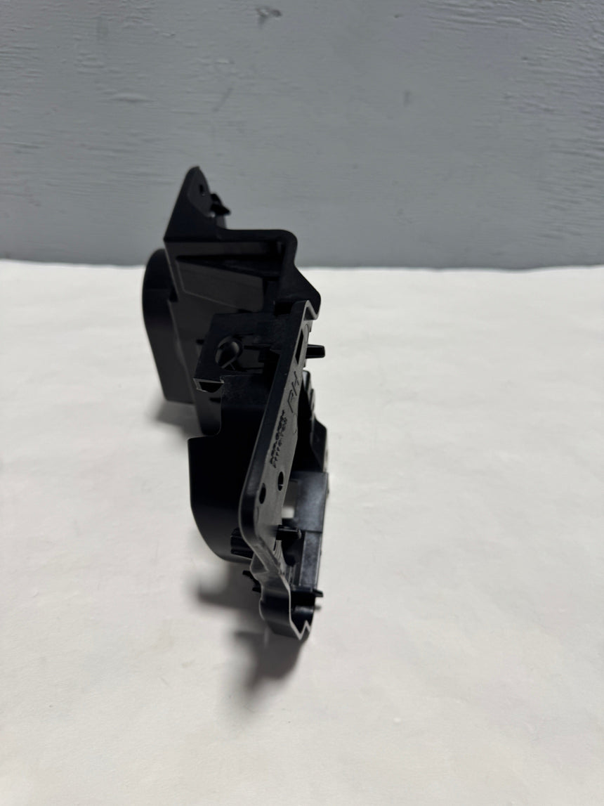 2019-2021 Honda Passport Passenger Side Turn Signal Housing Bracket OEM