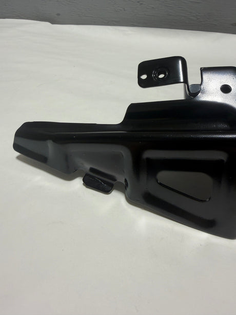 60262-TG7-A10ZZ 2019-2022 Honda Pilot  Driver Side Front Fender Bracket Genuine OEM