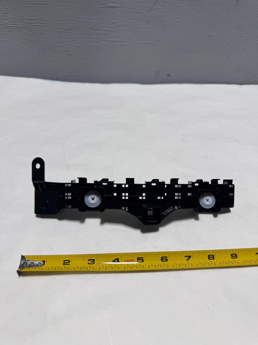 2019-2022 Honda Pilot Passenger Side Front Bumper Side Retainer OEM
