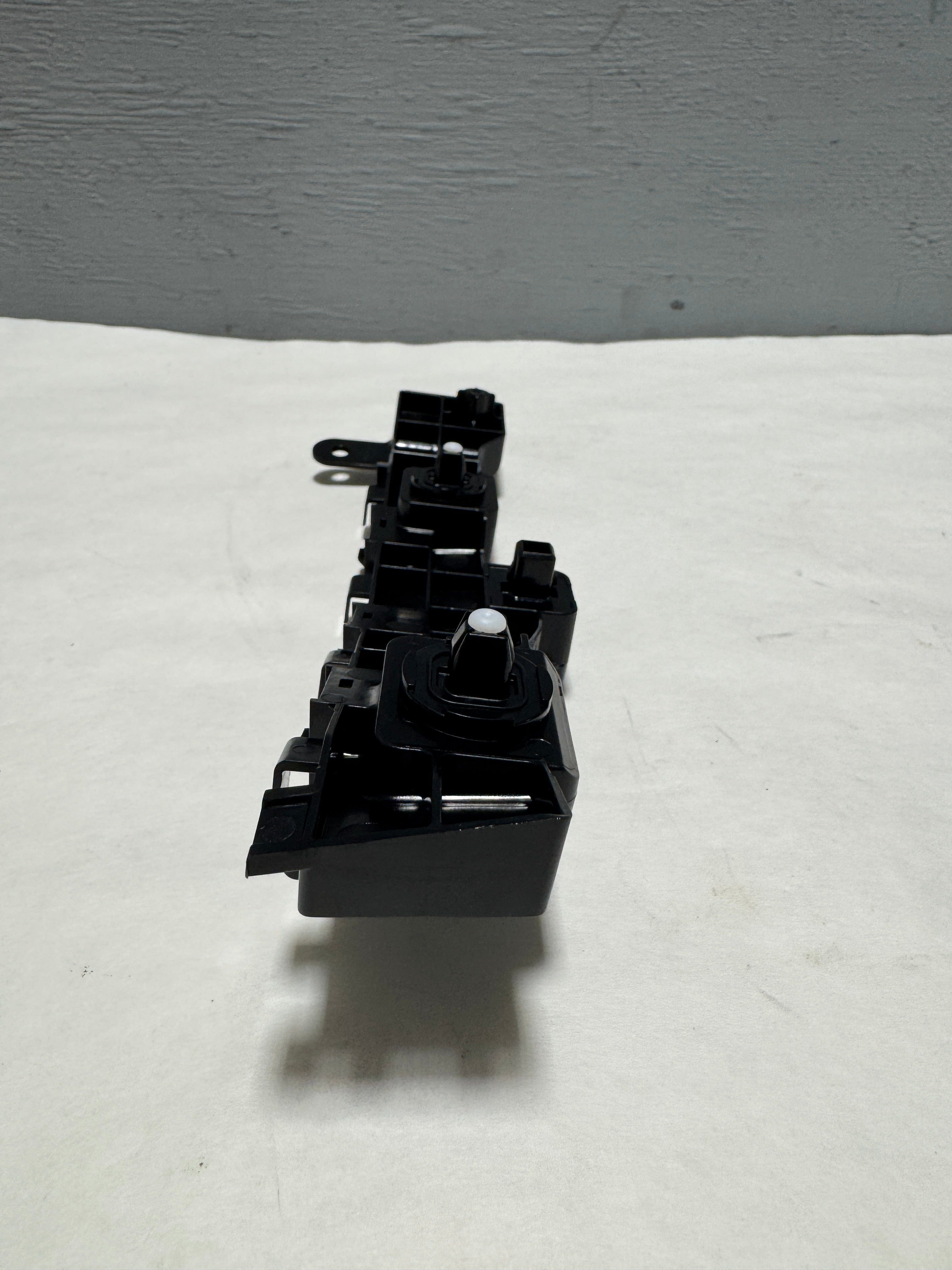 2019-2022 Honda Pilot Passenger Side Front Bumper Side Retainer