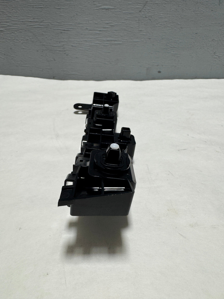 2019-2022 Honda Pilot Passenger Side Front Bumper Side Retainer OEM