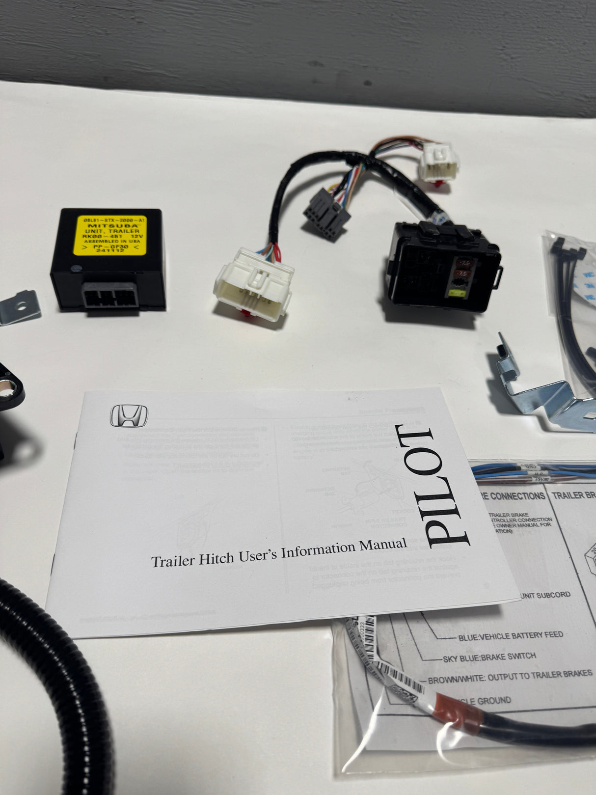 08L91-TG7-100B 2019-2022 Honda Pilot Trailer Hitch Wiring Harness Kit OEM Genuine New