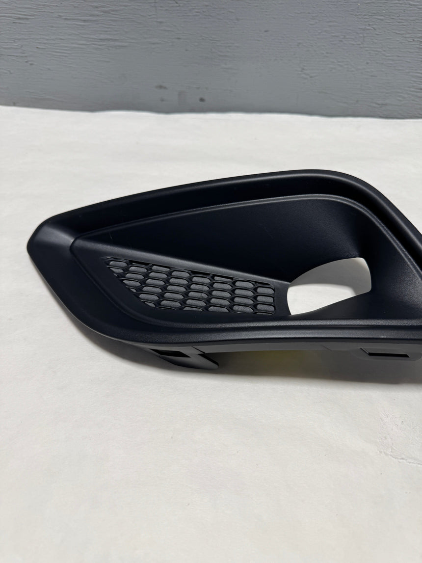 2019-2022 Jeep Cherokee Driver Side Fog Light Lamp Bezel Trim