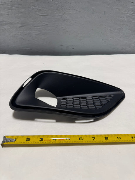 68287994AB 2019-2022 Jeep Cherokee Passenger Side Fog Light Bezel Trim OEM