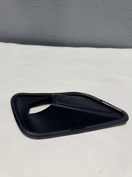 68287994AB 2019-2022 Jeep Cherokee Passenger Side Fog Light Bezel Trim OEM