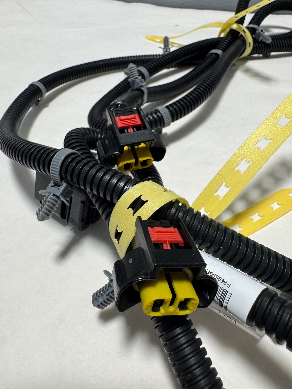 84859045 2019-2022 Silverado Sierra Front Bumper Sensor Wiring Harness Not For Park Assist