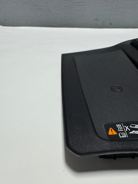 84555398 2019-2022 Silverado Sierra Front Center Console Rubber Liner For Wireless Charging Equipped