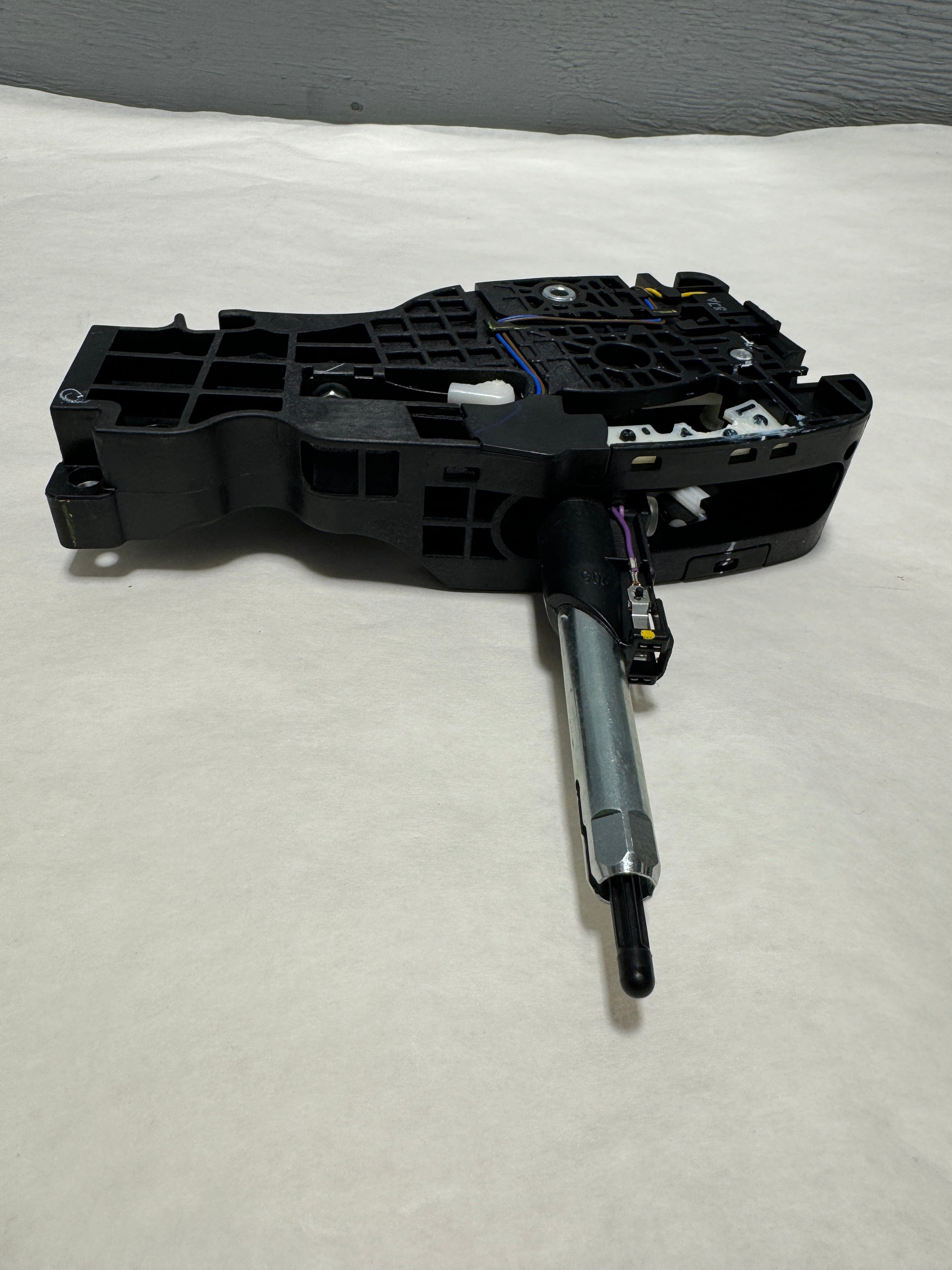 2019-2023 Chevrolet Traverse Gear Shift Control OEM | GM