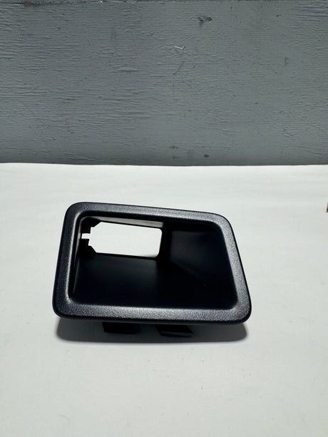 KB3Z-17A817-A 2019-2023 Ford Ranger Passenger Side Rear Bumper License Plate Light Cover Trim Bezel OEM