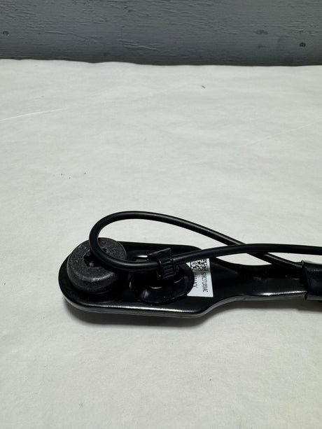 6DR271X9AC 2019-2023 Jeep Cherokee Driver Seat Belt Buckle Genuine OEM New