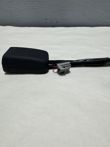 6DR271X9AC 2019-2023 Jeep Cherokee Driver Seat Belt Buckle Genuine OEM New