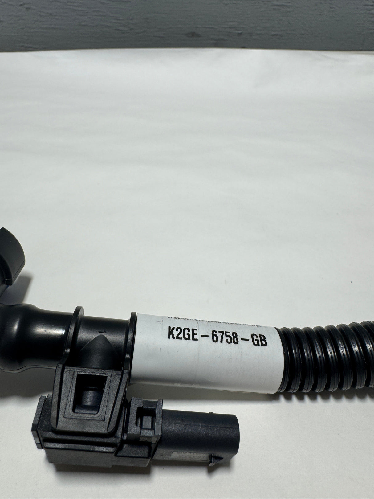 K2GZ-6758-G 2019-2023 Lincoln Nautilus 2.0 Positive Crankcase Ventilation PCV Hose Genuine OEM