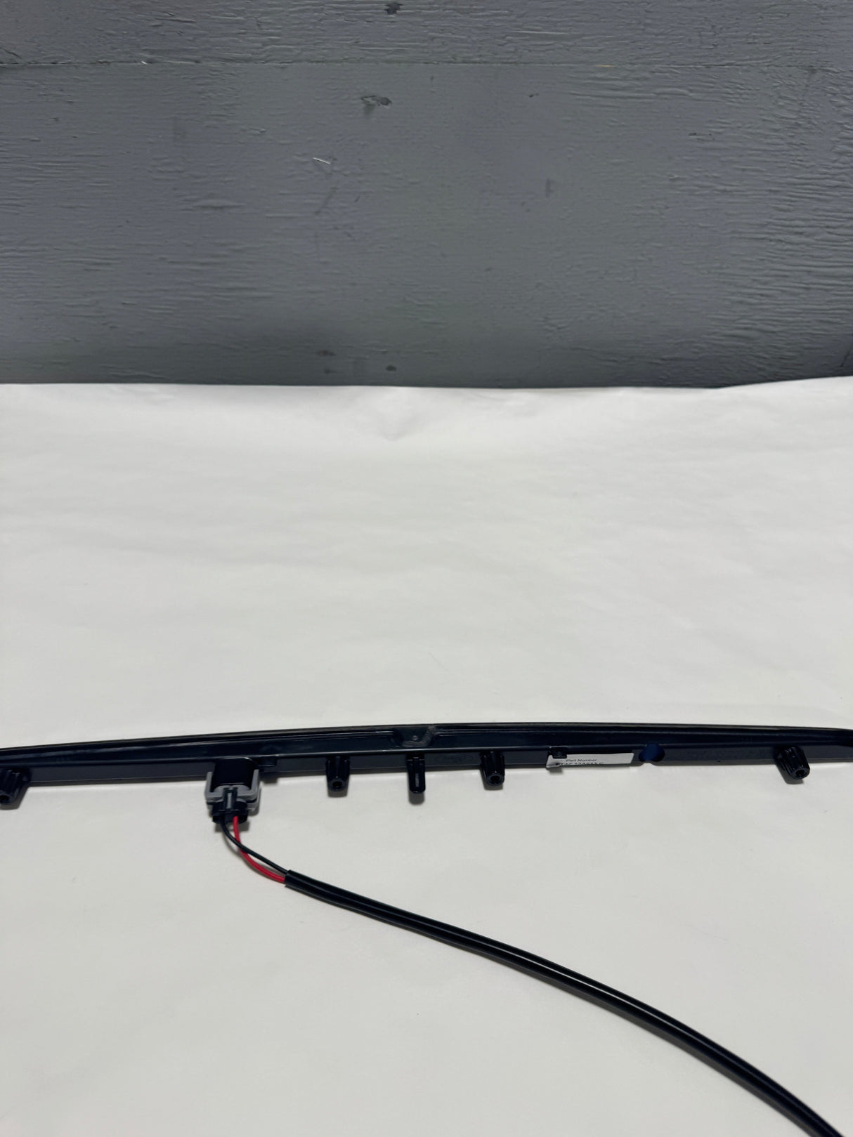 FT4Z-13A613-C 2019-2023 Lincoln Nautilus High Mounted Stop Brake Light OEM