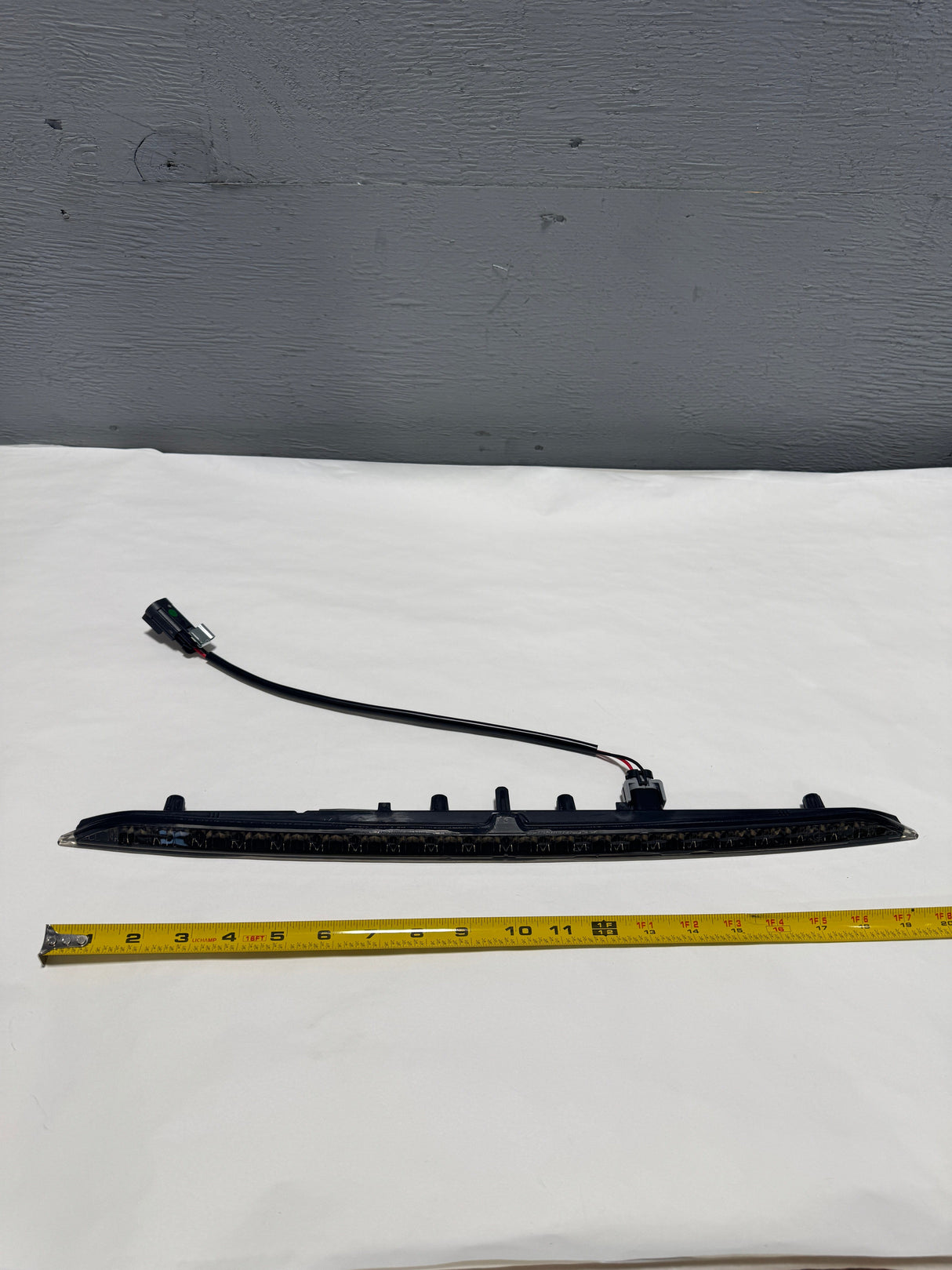 FT4Z-13A613-C 2019-2023 Lincoln Nautilus High Mounted Stop Brake Light OEM