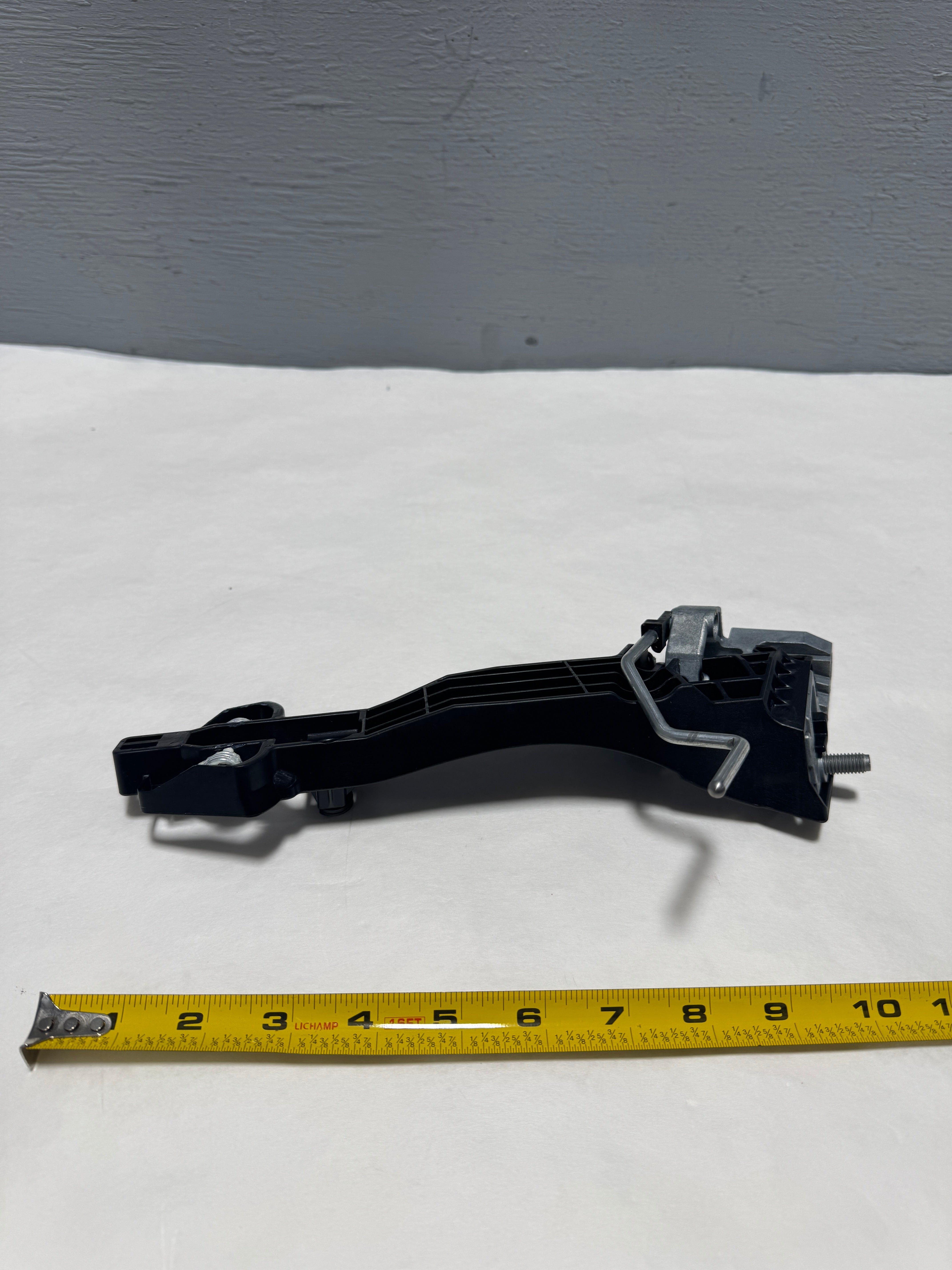 2019-2021 Mazda 3 Hatchback Passenger Side Back Door Handle Base