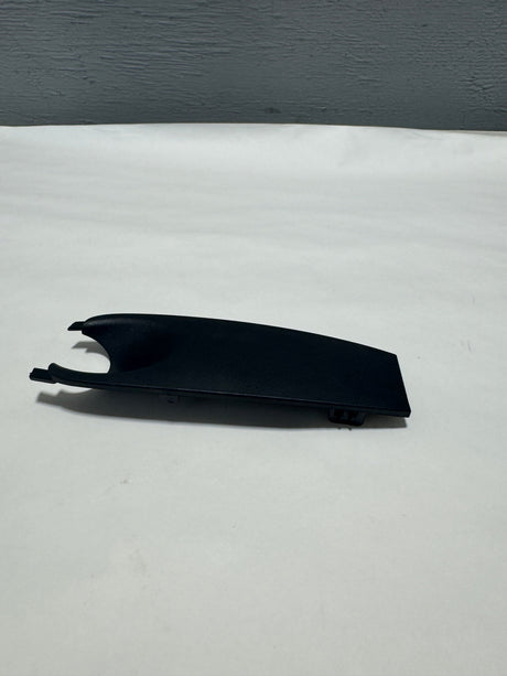 84049176 2019-2023 Silverado Sierra 2500 3500 Rear View Mirror Wiring Cover For Non Pre Crash Equipped Only