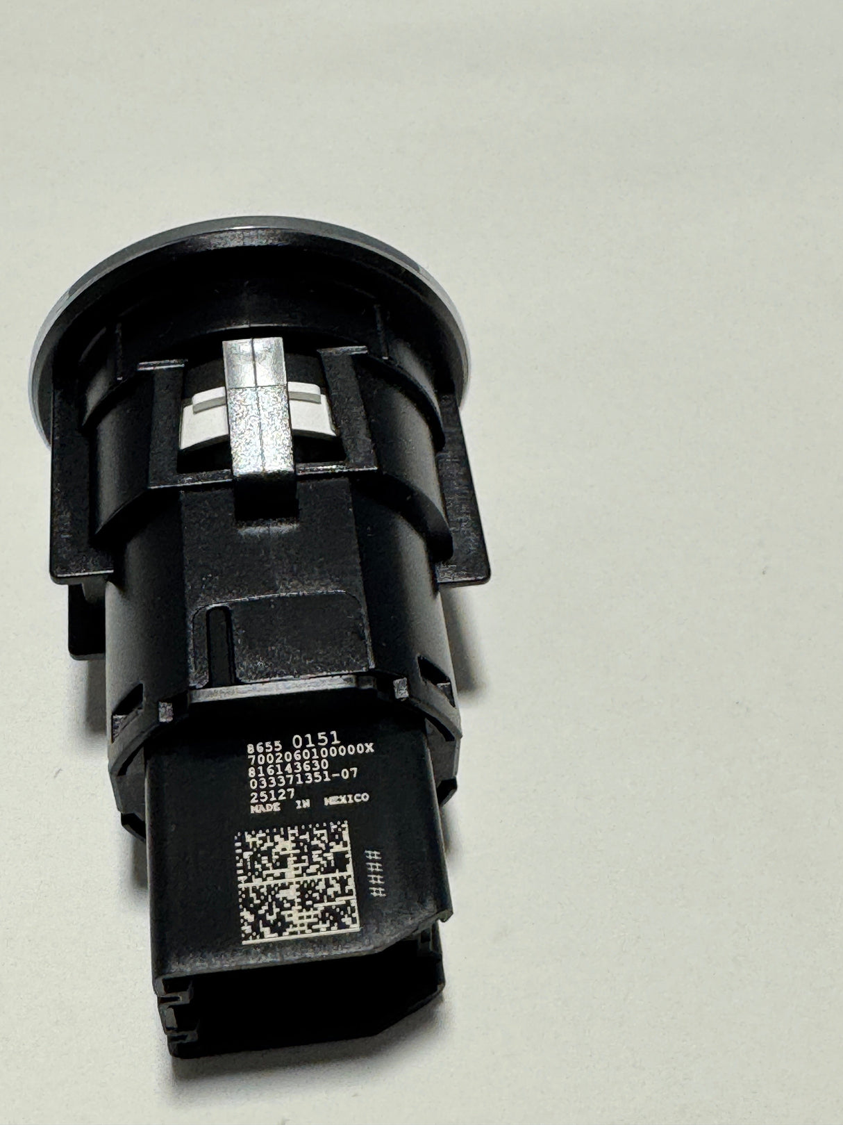 86550151 2019-2023 Silverado Sierra Push Button Ignition Switch Genuine OEM