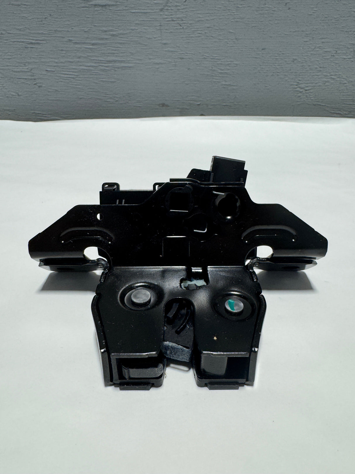 13542622 2019-2024 Chevrolet Bolt Liftgate Latch OEM