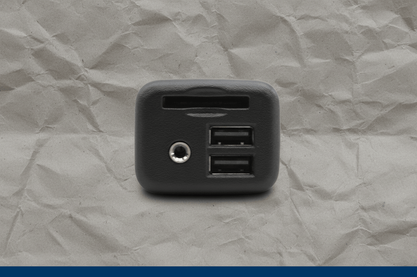 2019-2024 Chevrolet Buick GM SD Card AUX & USB Port Receptacle OEM