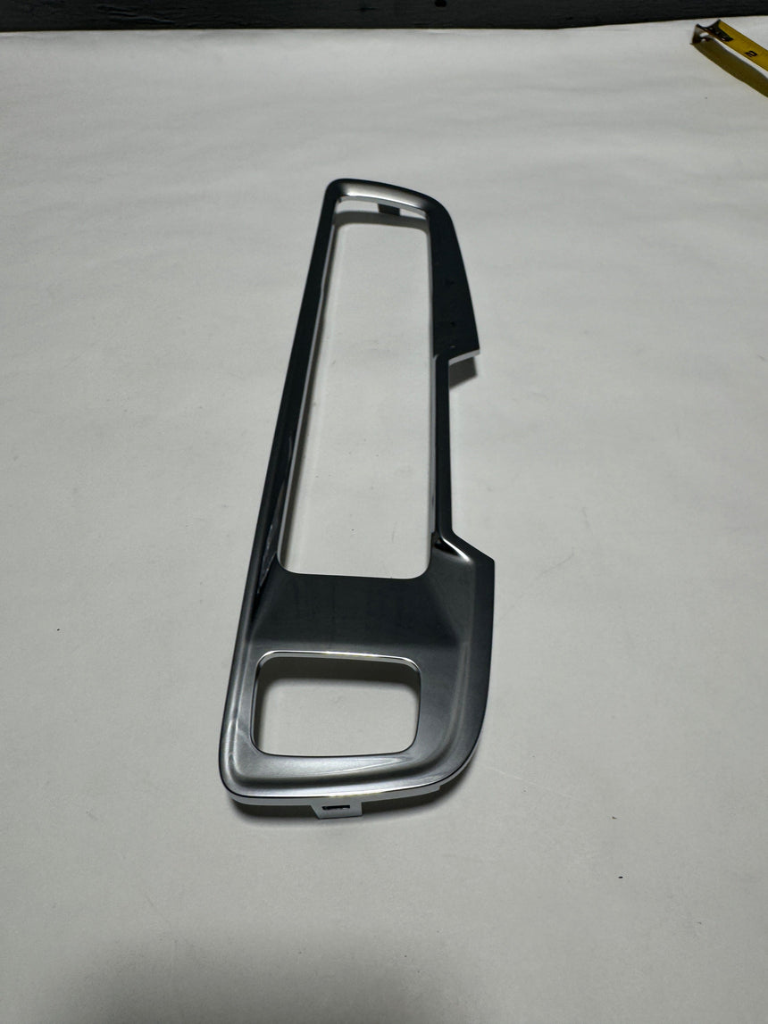 2019-2024 Chevrolet Equinox Center Console Shifter Trim Bezel OEM
