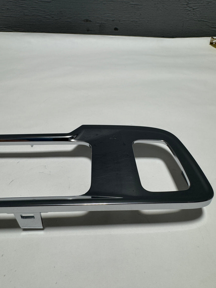 2019-2024 Chevrolet Equinox Center Console Shifter Trim Bezel OEM