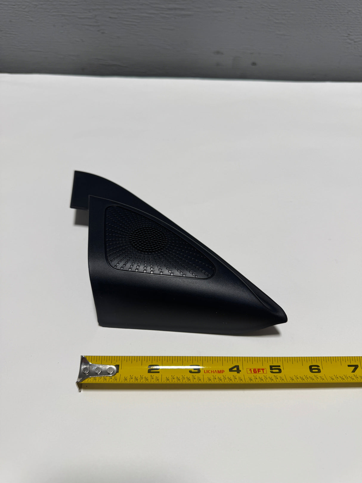 87660-M6010WK 2019-2024 Kia Forte Passenger Front Door Corner Trim W/ Tweeter Genuine