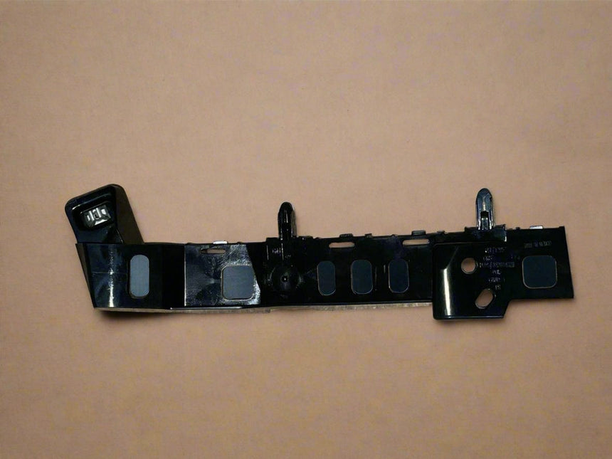 2019-2025 Chevrolet Blazer Driver Side Front Bumper Plastic Guide Bracket Genuine OEM