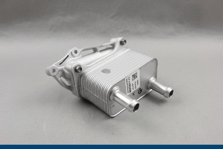 12729508 2019-2025 Chevrolet Silverado GMC Sierra Colorado Canyon 2.7L Engine Oil Cooler OEM