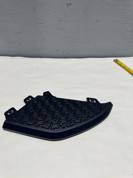 84227858 2019-2025 Sierra Silverado 1500 Driver Side Rear Bumper End Step Pad Cap