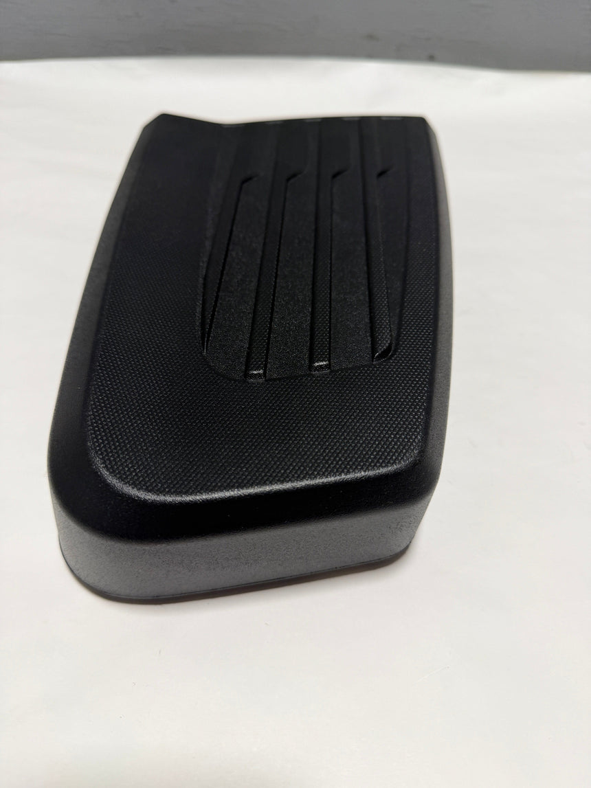 2019-2025 Silverado Sierra (1) Oval Step Bar End Cap Pass Front / Drvr RR