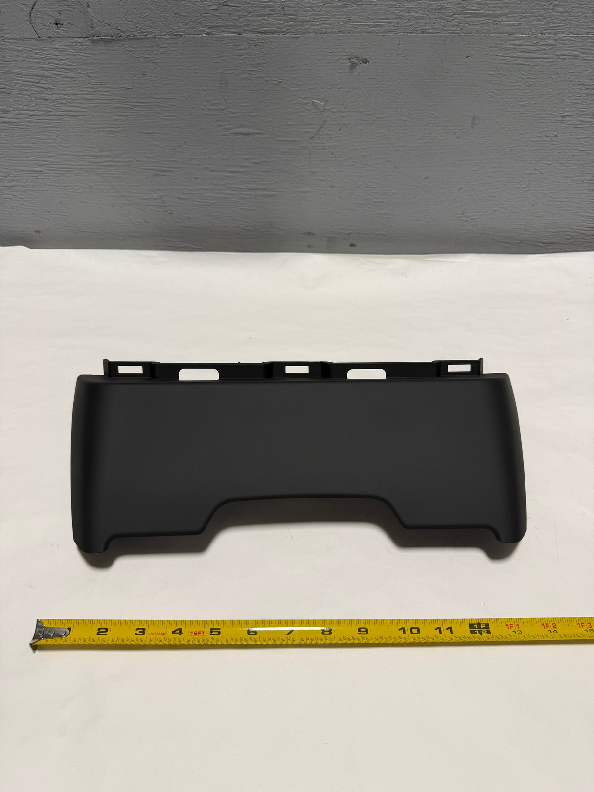 85110487 2019-2025 Silverado Sierra Dashboard Knee Bolster Panel Driver OEM W/o Console