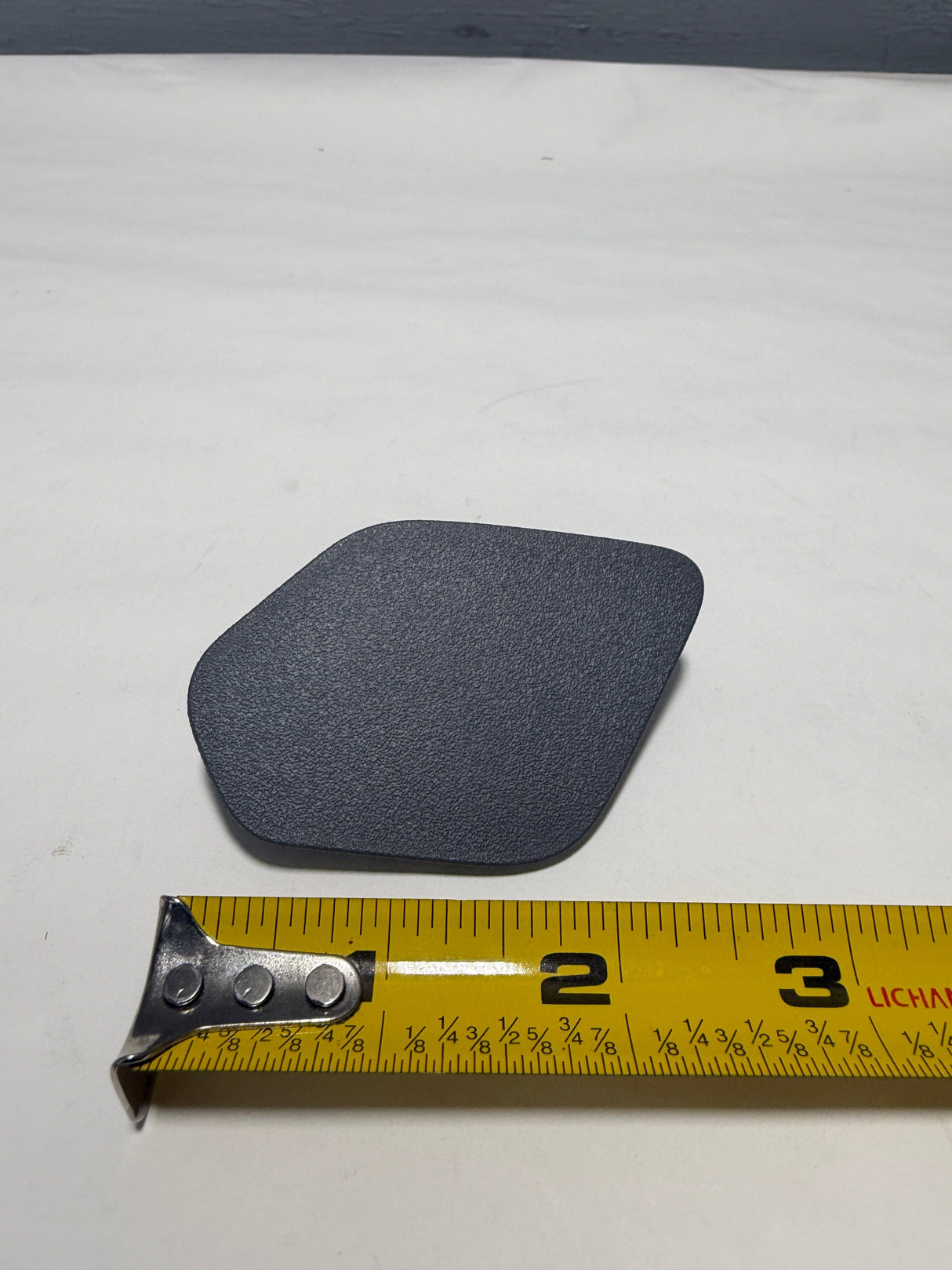 84482684 2019-2025 Silverado Sierra Gray Driver Side Pillar Grab Handle Lower Screw Cover Genuine OEM