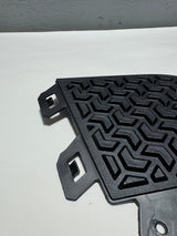 84227859 2019-2025 Silverado Sierra Passenger Side Rear Bumper Step Pad Genuine OEM