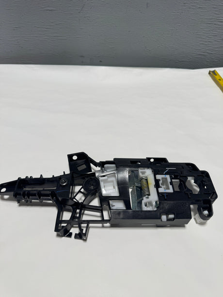 13550992 2019-2025 Silverado Sierra Passenger Side Rear Door Handle Bracket Genuine OEM