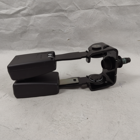 2019-2025 Silverado Sierra Rear 2nd Row Passenger Side Seat Belt Buckle OEM