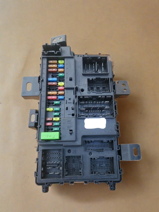 KK3Z-15604-E 2020-2021 Ford Transit 150 250 350 Smart Junction Fuse Box Block OEM