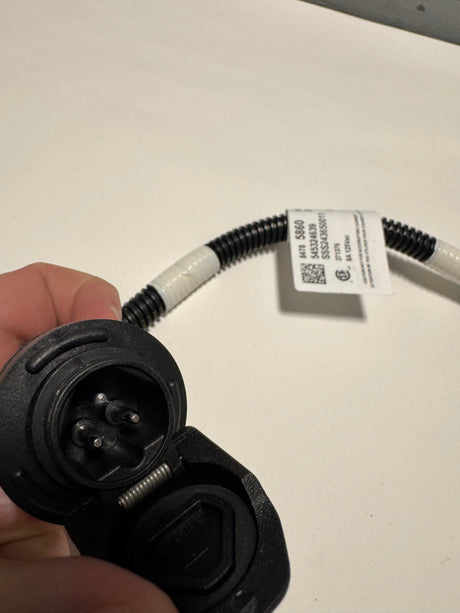 84785860 2020-2021 Silverado Sierra 2500 3500 Auxiliary Heater Wiring Harness OEM